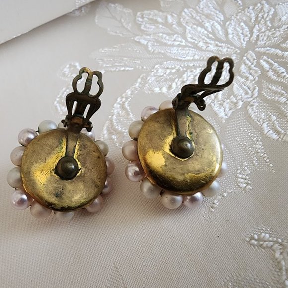 Vintage Japan White/Pink Blush Earrings - Picture 4 of 5
